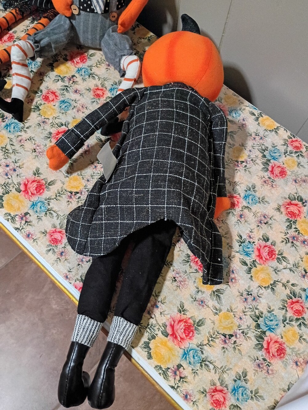 fall decor pumpkin Halloween man doll vintage retro - Picture 4 of 16